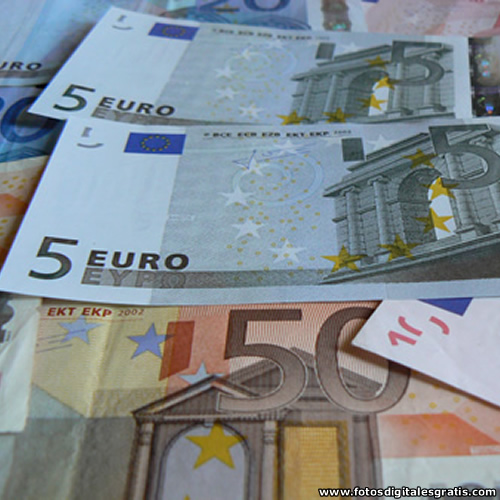 Seguira cayendo la cotización del Euro ?