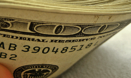 Los bancos pusieron un “tope informal” para venta de dólares