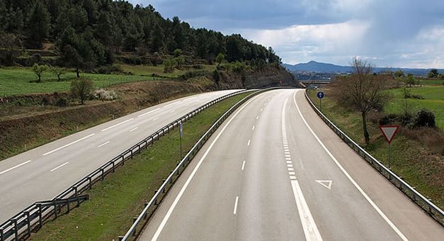 El consumo de asfalto vial rompió récord de dos décadas