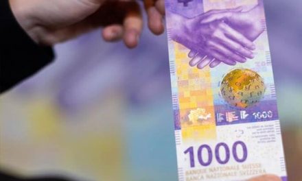 Suiza renovó su polémico billete de 1000 francos